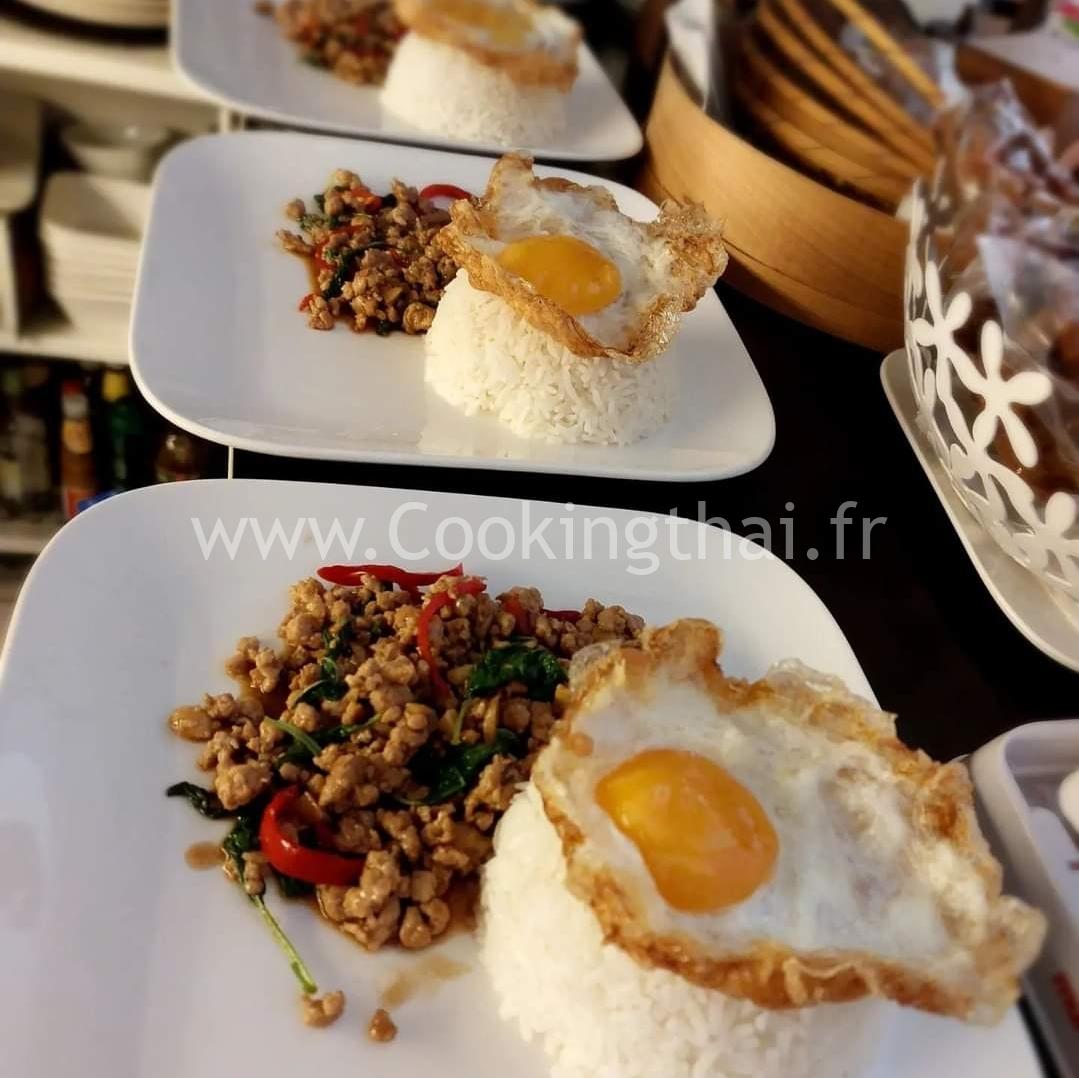 Pad kra pao moo kraï dao